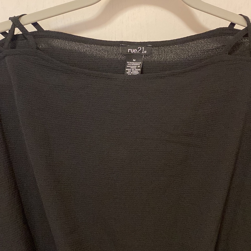 Top - Picture 2 of 2